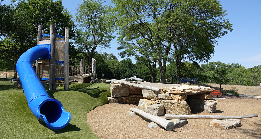 Beaver Shelter Nature Playground